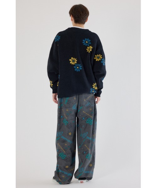 RODEO CROWNS WIDE BOWL(ロデオクラウンズワイドボウル)の「フォーリングフラワーニットカーディガン(カーディガン/ボレロ・メンズ・オフホワイト/ブラック/ダークブルー・LARGE/MEDIUM)」の10枚目の写真