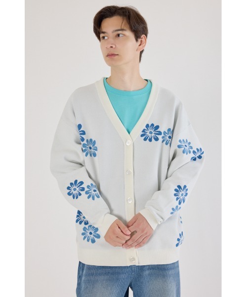 RODEO CROWNS WIDE BOWL(ロデオクラウンズワイドボウル)の「フォーリングフラワーニットカーディガン(カーディガン/ボレロ・メンズ・オフホワイト/ブラック/ダークブルー・LARGE/MEDIUM)」の16枚目の写真