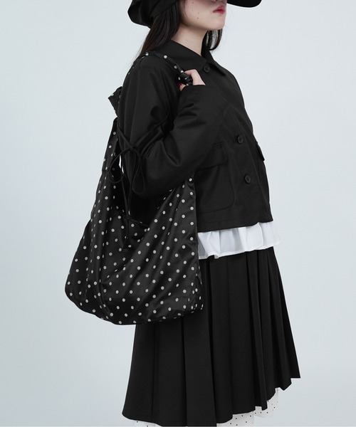 apres jour mignon(アプレジュールミニョン)の「multiway dots bag/マルチウェイドットバッグ(ハンドバッグ・レディース・ブラック/オフホワイト・ONESIZE)」の5枚目の写真