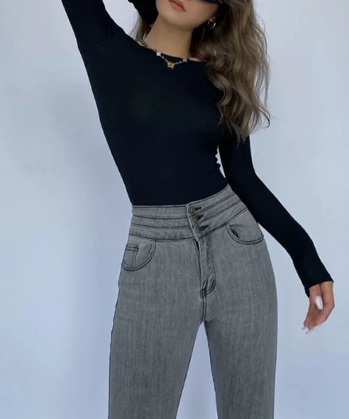 CELENA BEATS(セレナビーツ)の「バッグコンシャス スリムフィット ロングスリーブ トップス(Tシャツ/カットソー・レディース・ホワイト/ベージュ/ブラック/ブルー・S/M)」の11枚目の写真