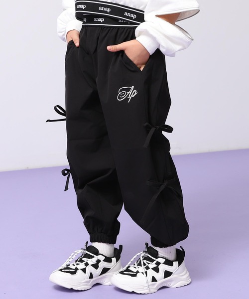ANAP kids（アナップキッズ）の「サイドリボンシャカジョガーパンツ（その他パンツ・キッズ・ブラック/ライトピンク/ラベンダー・130/110/120）」の5枚目の写真