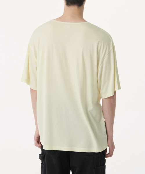MUSINSA STANDARD（ムシンサスタンダード）の「リラックスドCRスcoopネックTシャツ[レモン]（Tシャツ/カットソー・メンズ・その他・X-LARGE/XX-LARGE/SMALL/MEDIUM/LARGE）」の3枚目の写真