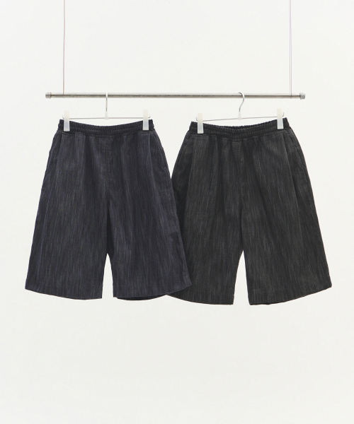 XERO（ゼロ）の「ディープサイドタックバーティカルデニムショーツ（その他パンツ・レディース・ブラック/インディゴブルー・MEDIUM/LARGE）」の3枚目の写真