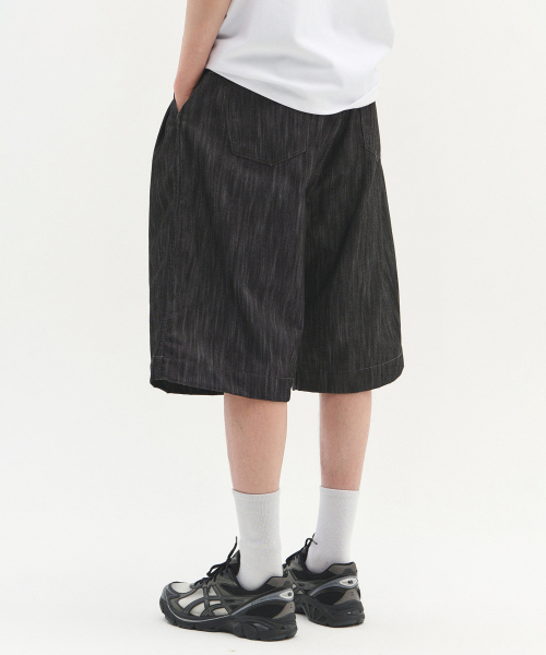 XERO（ゼロ）の「ディープサイドタックバーティカルデニムショーツ（その他パンツ・レディース・ブラック/インディゴブルー・MEDIUM/LARGE）」の6枚目の写真