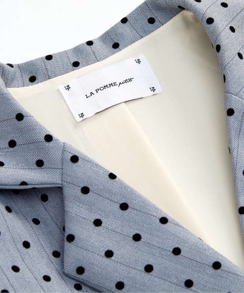LA POMME petit(ラポミ・プチ)の「Dots Princess Frill Jacket(テーラードジャケット・レディース・グレー/ベージュ/ブルー・MEDIUM/SMALL/LARGE)」の12枚目の写真