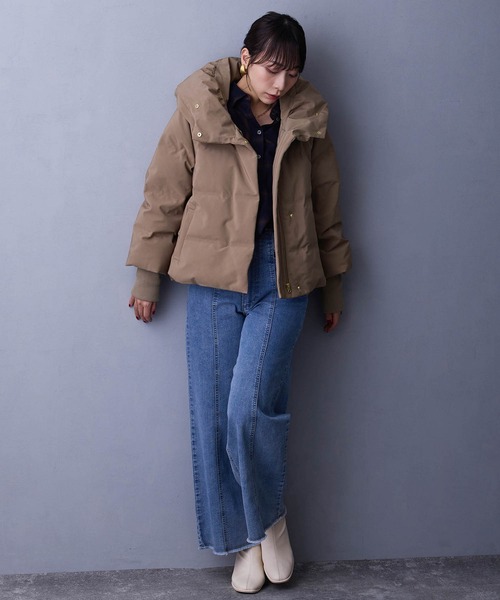 NICOLE white（ニコルホワイト）の「シームレスダウンブルゾン（ダウンジャケット/コート・レディース・ネイビー/モカ/グレー/ブラック・MEDIUM/LARGE）」の8枚目の写真