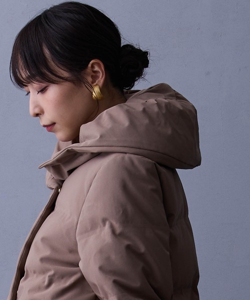 NICOLE white（ニコルホワイト）の「シームレスダウンブルゾン（ダウンジャケット/コート・レディース・ネイビー/モカ/グレー/ブラック・MEDIUM/LARGE）」の9枚目の写真