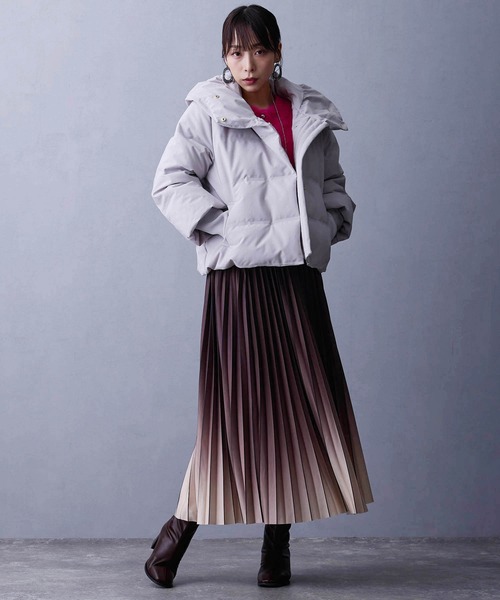 NICOLE white（ニコルホワイト）の「シームレスダウンブルゾン（ダウンジャケット/コート・レディース・ネイビー/モカ/グレー/ブラック・MEDIUM/LARGE）」の17枚目の写真