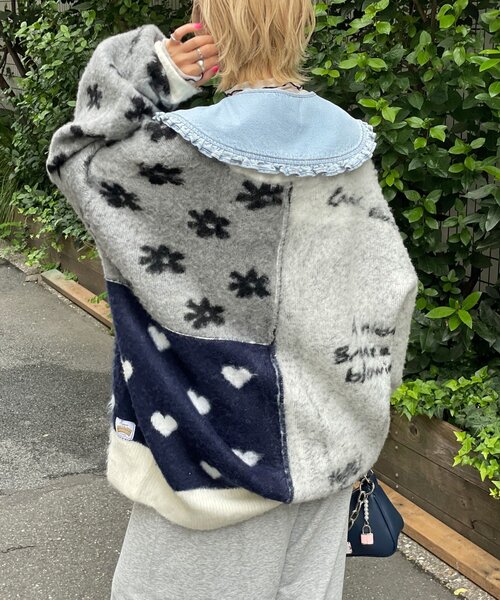 HELLO.SANFRANCISCO（ハローサンフランシスコ）の「【HELLO.SANFRANCISCO/ハローサンフランシスコ】ジャガードドッキングハート釦カーデ（カーディガン/ボレロ・レディース・パープル/ピンク/オフホワイト・ONE SIZE）」の7枚目の写真