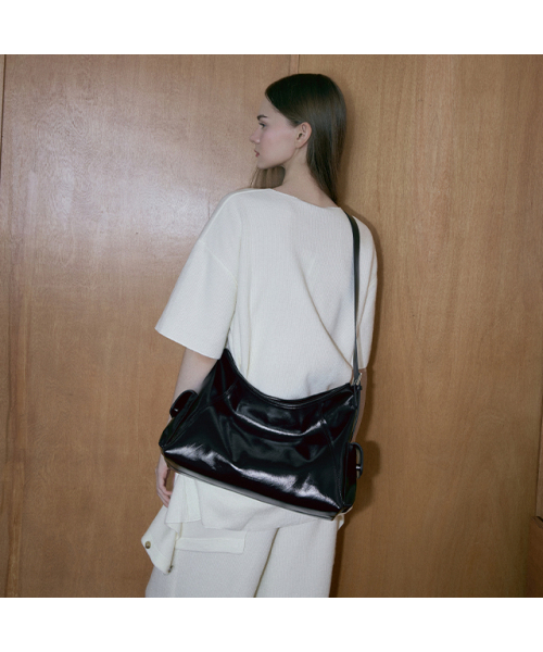 LAP（ラップ）の「SOFT SQUARE SHOULDER BAG AR7AB224（ショルダーバッグ・レディース・ブラック/アイボリー・FREE）」の13枚目の写真