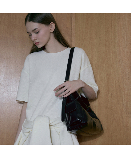 LAP（ラップ）の「SOFT SQUARE SHOULDER BAG AR7AB224（ショルダーバッグ・レディース・ブラック/アイボリー・FREE）」の11枚目の写真