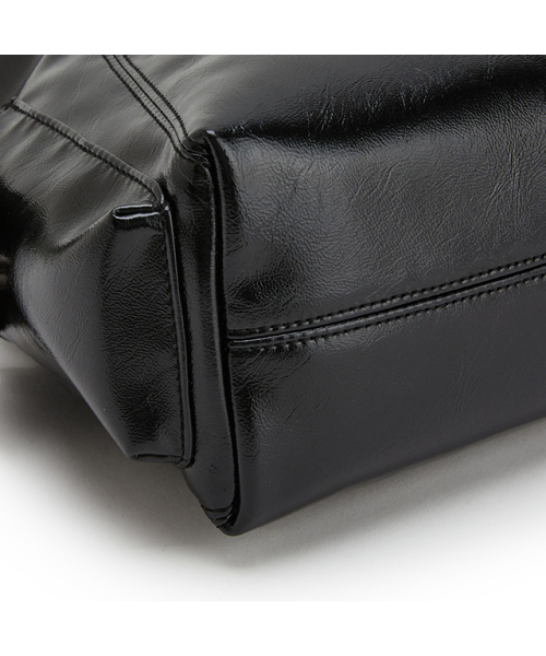 LAP（ラップ）の「SOFT SQUARE SHOULDER BAG AR7AB224（ショルダーバッグ・レディース・ブラック/アイボリー・FREE）」の4枚目の写真
