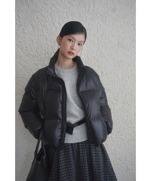 woman) グロッシー プファー クロップ ショートパディング_Black 