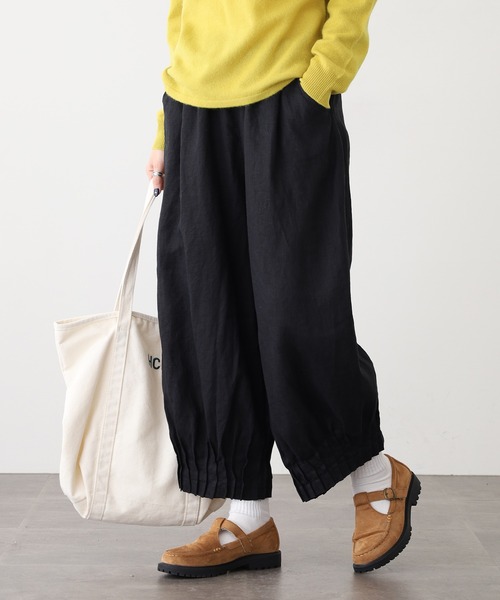 ubasoku(ウバソク)の「ubasoku 裾変形ピンタックワイドシルエット裏付パンツ(その他パンツ・レディース・ブラック/バイオレット/ベージュ・FREE)」の1枚目の写真