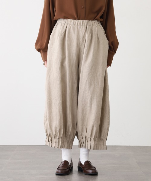 ubasoku(ウバソク)の「ubasoku 裾変形ピンタックワイドシルエット裏付パンツ(その他パンツ・レディース・ブラック/バイオレット/ベージュ・FREE)」の16枚目の写真