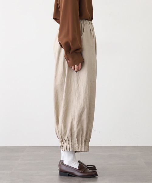 ubasoku(ウバソク)の「ubasoku 裾変形ピンタックワイドシルエット裏付パンツ(その他パンツ・レディース・ブラック/バイオレット/ベージュ・FREE)」の17枚目の写真