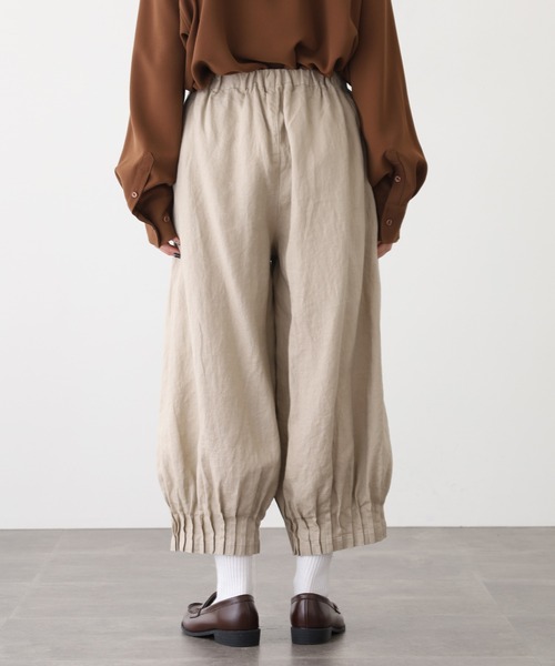 ubasoku(ウバソク)の「ubasoku 裾変形ピンタックワイドシルエット裏付パンツ(その他パンツ・レディース・ブラック/バイオレット/ベージュ・FREE)」の18枚目の写真