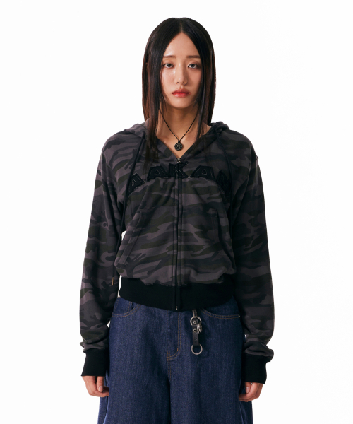 AAKAM(アーカム)の「Contrast Logo Zip-up Hoodie (Black)(パーカー・レディース・その他・1/2)」の6枚目の写真