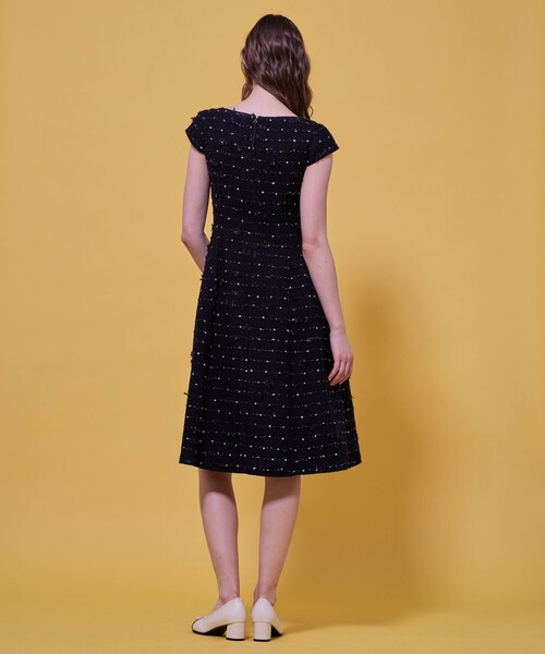 TOCCA(トッカ)の「FLOWER HIDE AND SEEK ドレス(ワンピース・レディース・ブラック系/アイボリー系・0/6/4/2)」の18枚目の写真
