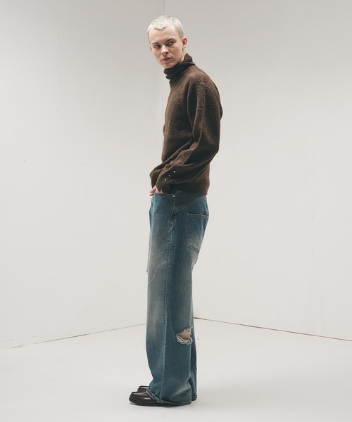 Adoon plain(アドーンプレーン)の「Studded Design Turtleneck Knit / タートルネックスタッズデザインニット(ニット/セーター・メンズ・チャコールグレー/ブラウン/ボルドー・LARGE/MEDIUM)」の20枚目の写真