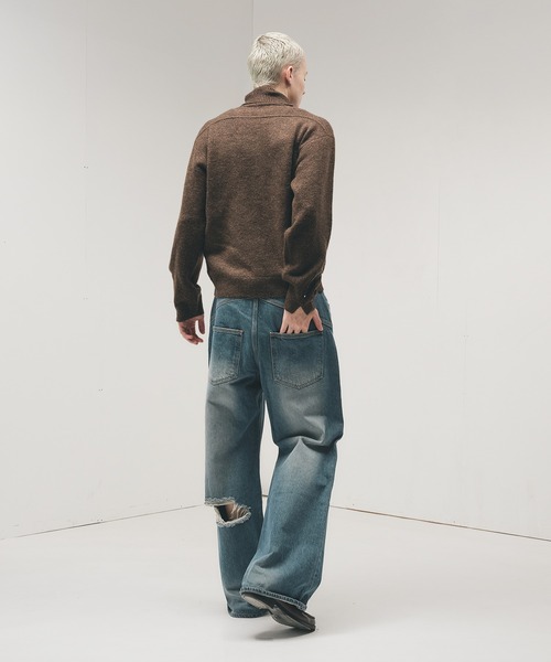 Adoon plain(アドーンプレーン)の「Studded Design Turtleneck Knit / タートルネックスタッズデザインニット(ニット/セーター・メンズ・チャコールグレー/ブラウン/ボルドー・LARGE/MEDIUM)」の22枚目の写真