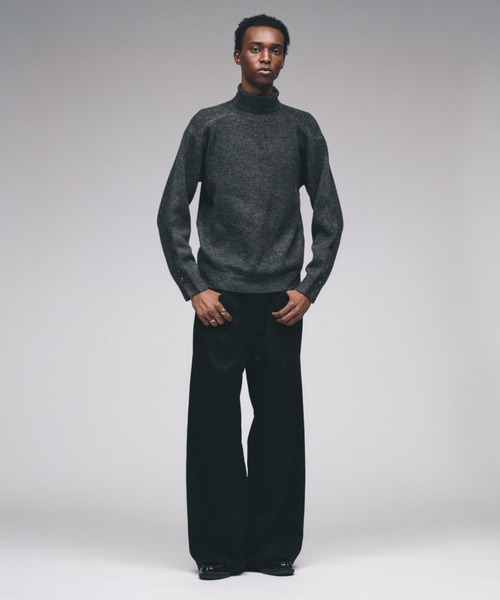 Adoon plain(アドーンプレーン)の「Studded Design Turtleneck Knit / タートルネックスタッズデザインニット(ニット/セーター・メンズ・チャコールグレー/ブラウン/ボルドー・LARGE/MEDIUM)」の12枚目の写真