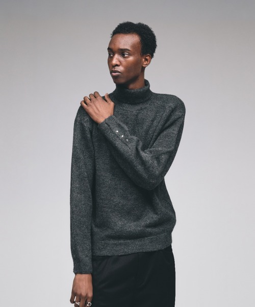 セール】Studded Design Turtleneck Knit / タートルネックスタッズ