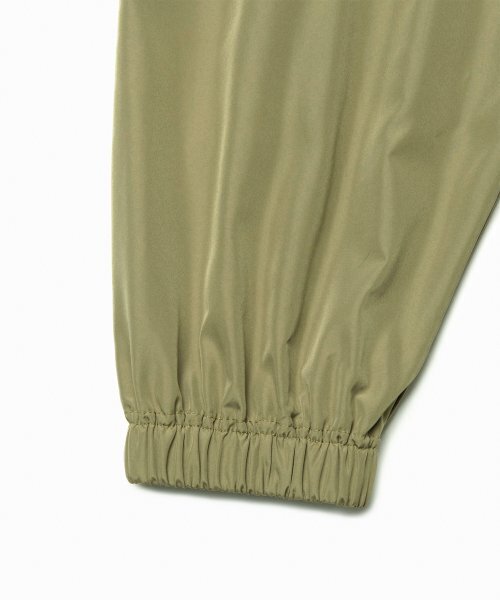 LMCの「IDEAL TRACK JACKET olive(ナイロンジャケット・レディース・その他・MEDIUM/SMALL/X-LARGE/LARGE)」の17枚目の写真