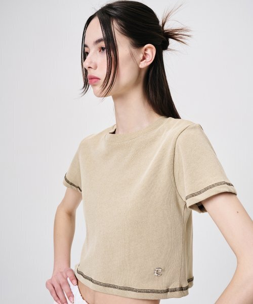 ETMON(エトモン)の「Pigment Stitch Detail T-Shirt, Khaki(Tシャツ/カットソー・レディース・その他・FREE)」の4枚目の写真