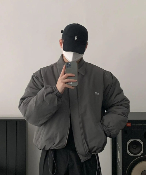 NUS(ナス)の「YEI Logo Padding Jacket (chacoal)(ダウンジャケット/コート・メンズ・その他・FREE)」の1枚目の写真