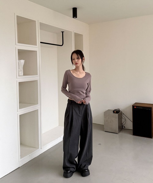 4INT.(フォイント)の「ウールライク ピンタック ワイド スラックス(スラックス・レディース・チャコール/ブラック・S/M/L)」の12枚目の写真