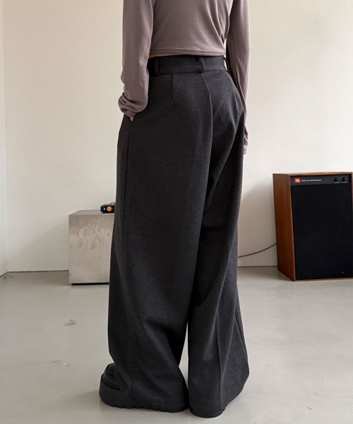 4INT.(フォイント)の「ウールライク ピンタック ワイド スラックス(スラックス・レディース・チャコール/ブラック・S/M/L)」の17枚目の写真