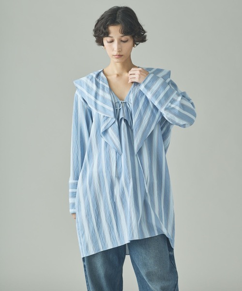 Curensology（カレンソロジー）の「Curensology(カレンソロジー)/＜C.S.G＞ストライプラッフルブラウス（シャツ/ブラウス・レディース・ブルー/ピンク/ライトピンク/サックスブルー・FREE）」の2枚目の写真