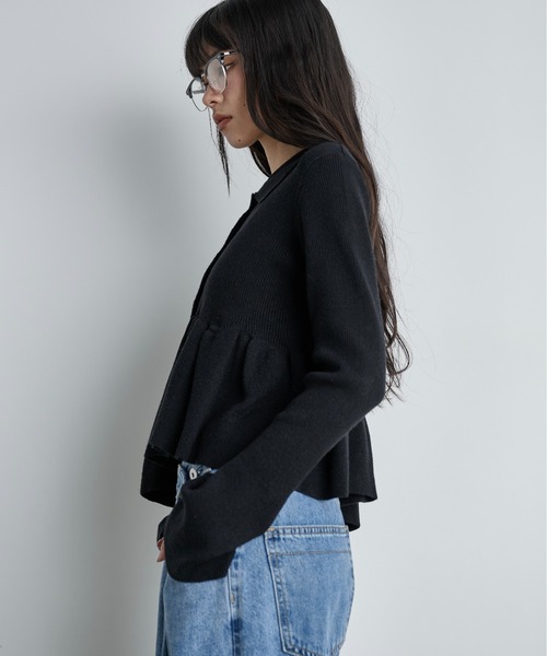 THE YOn（ザヨン）の「ペプラムリブニットポロカーディガン（カーディガン/ボレロ・レディース・グレー/モスグリーン/ブラック/イエロー・FREE）」の12枚目の写真