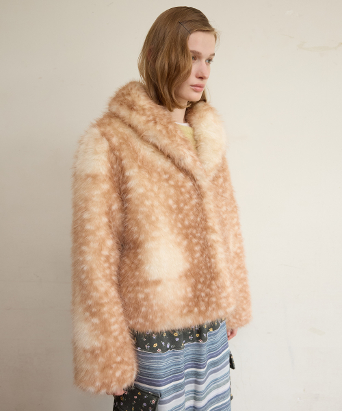 FUN FROM FUN（ファンフロムファン）の「Bambi Fur Jacket, Brown（ムートンコート・レディース・その他・OS）」の4枚目の写真