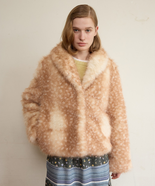 FUN FROM FUN（ファンフロムファン）の「Bambi Fur Jacket, Brown（ムートンコート・レディース・その他・OS）」の8枚目の写真