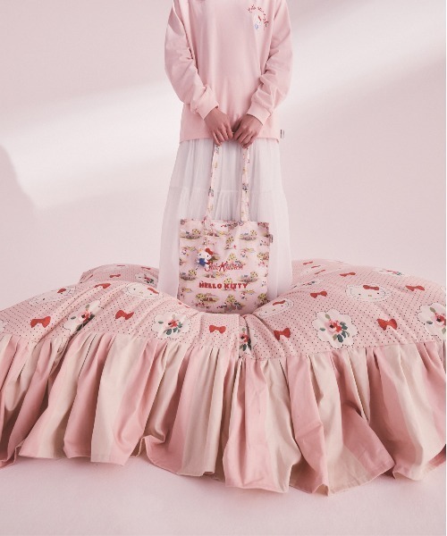 Cath Kidston(キャスキッドソン)の「Cath Kidston × Hello Kitty トートバッグ(トートバッグ・レディース・ピンク/アイボリー・FREE)」の1枚目の写真