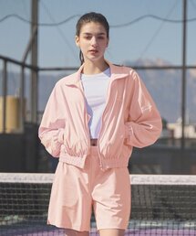 AFRESH（アフレッシュ）の「エアストレッチクロップジップアップジャケット_ピンクウィンドブレーカー（マウンテンパーカー）」