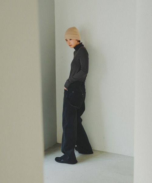 lit(リット)の「High Neck Tops(Tシャツ/カットソー・レディース・ライトカーキ/ブラウン/チャコールグレー/オフホワイト・FREE)」の20枚目の写真
