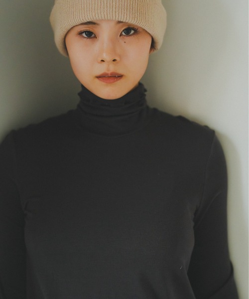 lit(リット)の「High Neck Tops(Tシャツ/カットソー・レディース・ライトカーキ/ブラウン/チャコールグレー/オフホワイト・FREE)」の18枚目の写真