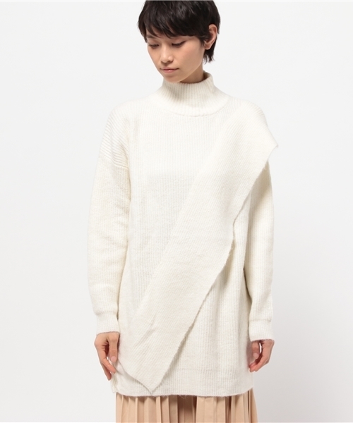 OUTLET（アウトレット）の「【WHO'S WHO gallery】AMスラッシュデザインニット（ニット/セーター・レディース・オフホワイト/チャコールグレー・FREE）」の3枚目の写真