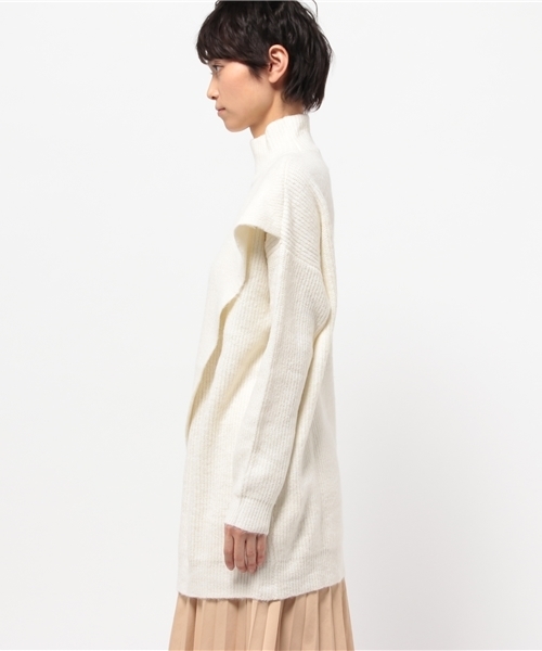 OUTLET（アウトレット）の「【WHO'S WHO gallery】AMスラッシュデザインニット（ニット/セーター・レディース・オフホワイト/チャコールグレー・FREE）」の4枚目の写真