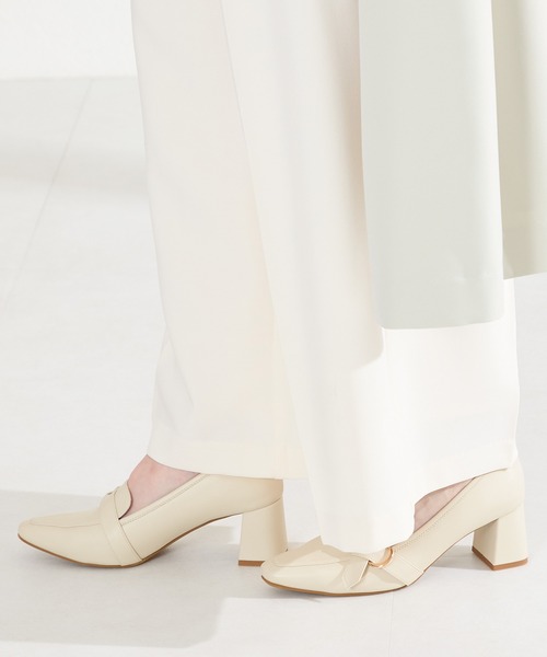 ORiental TRaffic（オリエンタルトラフィック）の「サイド ベルト ヒール ローファー /61110（パンプス・レディース・ブラック/ブラウン/ベージュ・35/36/37/38/39/40）」の18枚目の写真