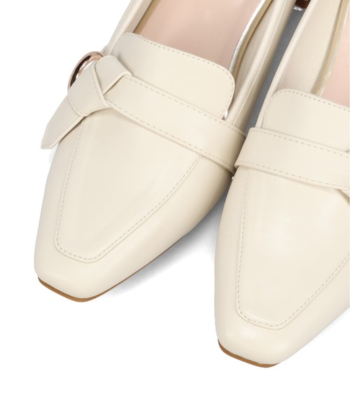 ORiental TRaffic（オリエンタルトラフィック）の「サイド ベルト ヒール ローファー /61110（パンプス・レディース・ブラック/ブラウン/ベージュ・35/36/37/38/39/40）」の7枚目の写真