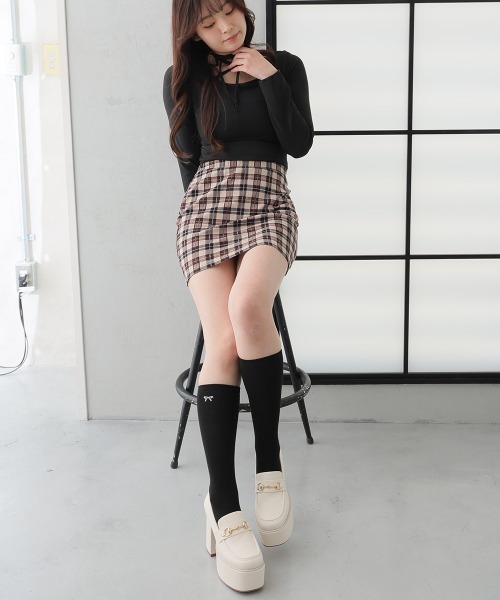 DEMETER（デメテル）の「厚底 プラットフォーム ビット付き ローファーパンプス（ローファー・レディース・ブラック/オフホワイト・S/M/L/LL）」の21枚目の写真
