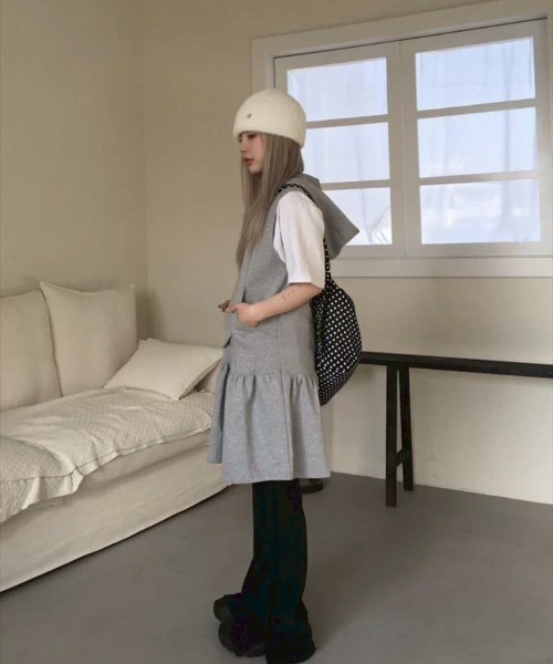 almo(アルモ)の「【LAMPOON】スエットワンピース(ワンピース・レディース・グレー/ブラック・FREE)」の7枚目の写真