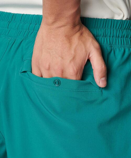 UNDER ARMOUR(アンダーアーマー)の「UAバイブウーブン カーゴショーツ(ライフスタイル/メンズ)(その他パンツ・メンズ・カーキ系・XL/L/M/S/2XL)」の6枚目の写真