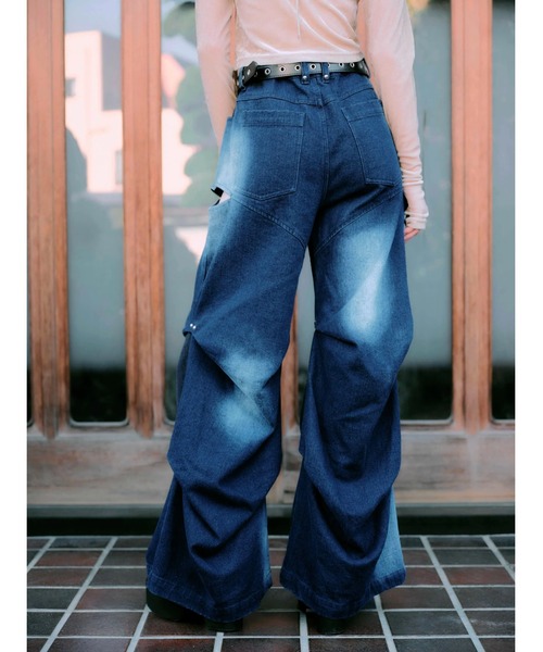 CREO STORE(クレオストア)の「【TAJEN:T】TUCK DESIGN DENIM PANTS/ タックデザインデニムパンツ(デニムパンツ・レディース・ブルー/チャコールグレー・2/1)」の5枚目の写真