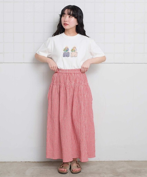 l'atelier du savon(アトリエドサボン)の「ひまわりおばあちゃん アップリケ刺繍Tシャツ(Tシャツ/カットソー・レディース・ネイビー/ホワイト・FREE)」の14枚目の写真