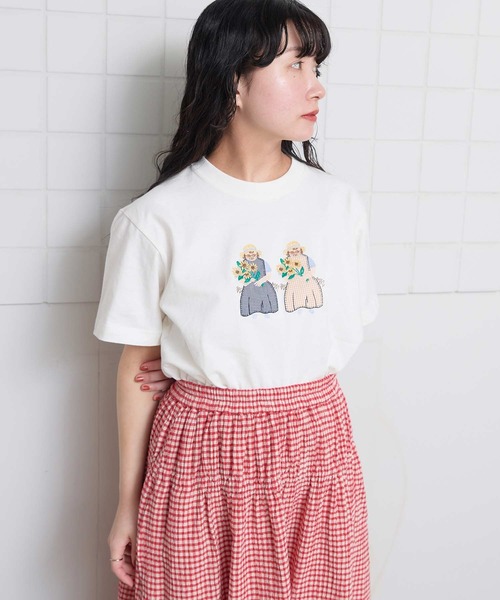 l'atelier du savon(アトリエドサボン)の「ひまわりおばあちゃん アップリケ刺繍Tシャツ(Tシャツ/カットソー・レディース・ネイビー/ホワイト・FREE)」の20枚目の写真